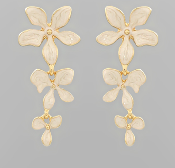 Flower tiered earrings