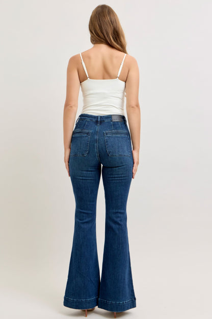 Francesca Dark Flares