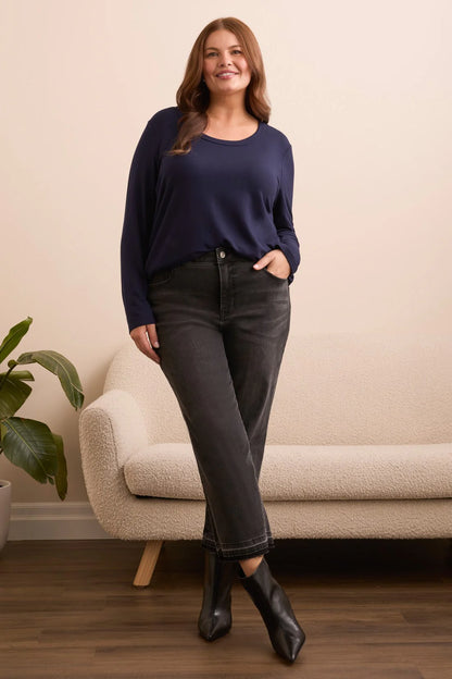 Sofia Curvy Flare Jeans