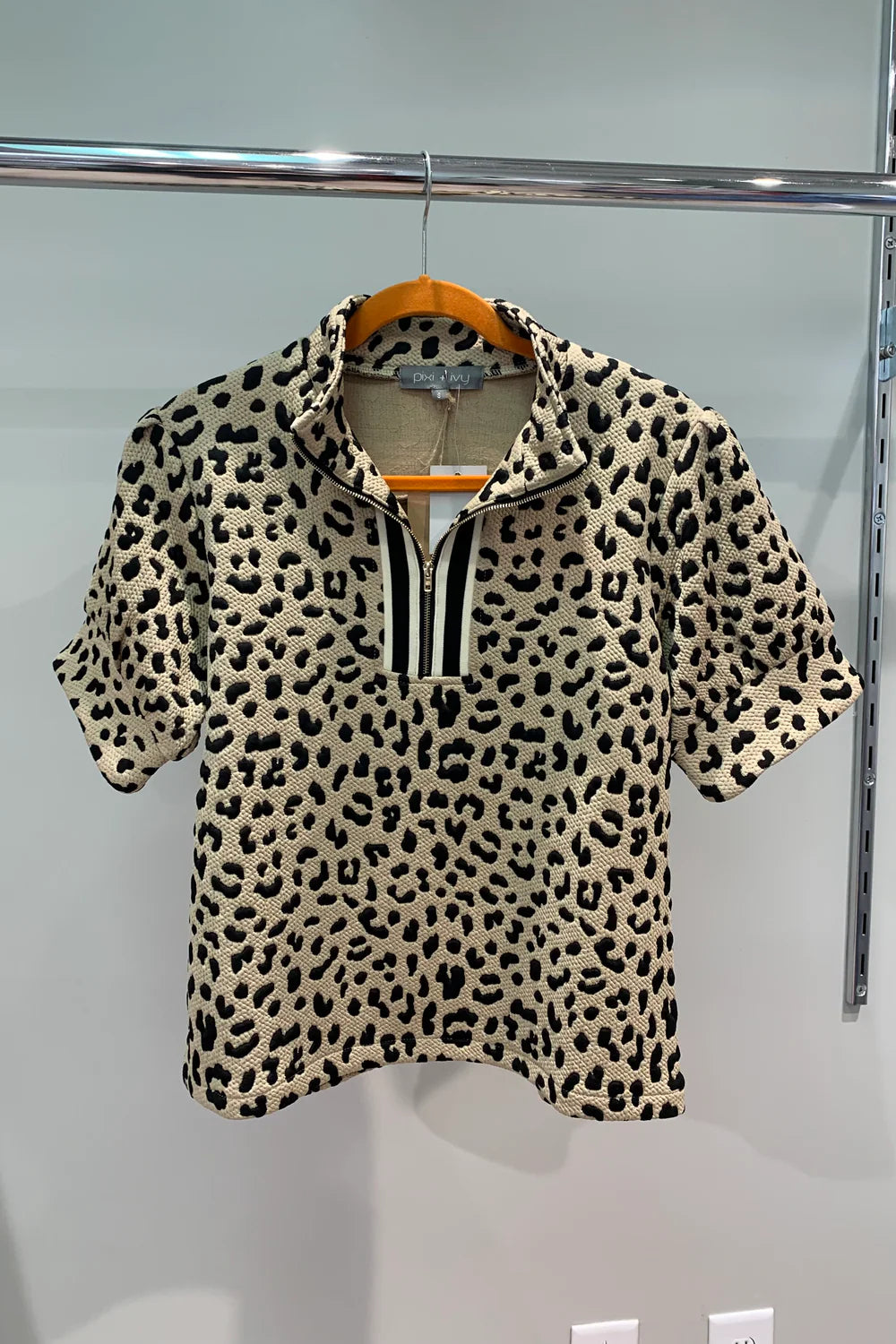 Libby Leopard Zip Top