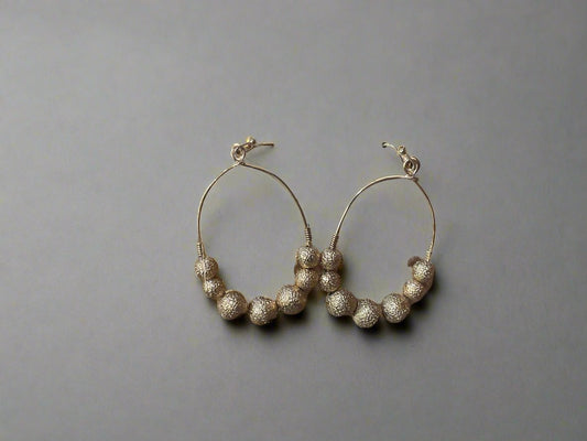 Bead Ball Wire Oval Earrings